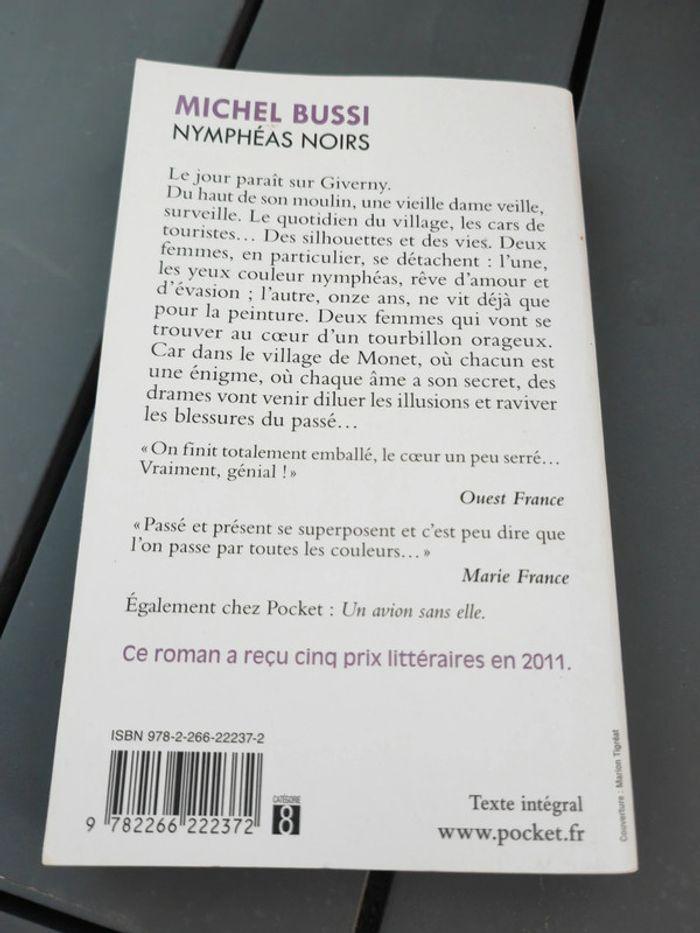 Nymphéas noirs - photo numéro 2