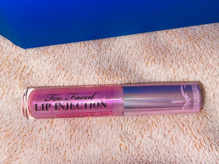 Too faced lip injection