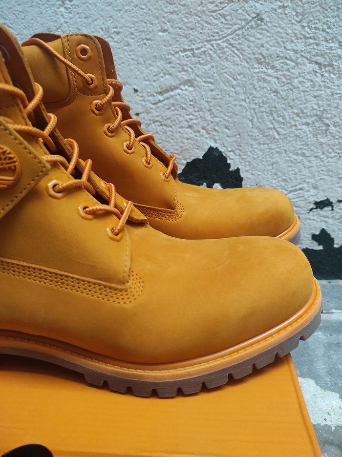 Timberland édition limitée taille 45 - photo numéro 2