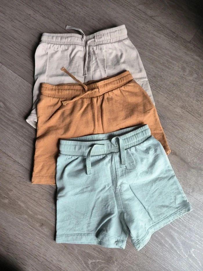 Lot 3 shorts H&m - photo numéro 1