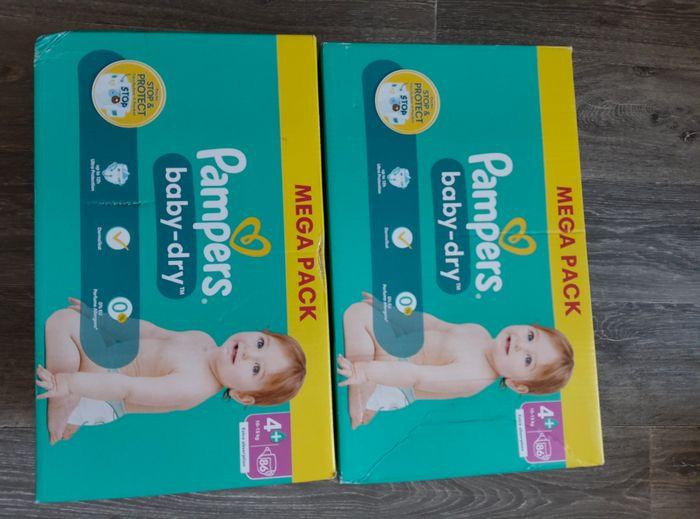 Lot 2 cartons de couches Pampers baby-dry - photo numéro 1