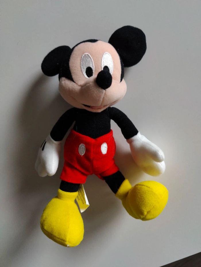 Peluche Mickey 20 cm - photo numéro 3