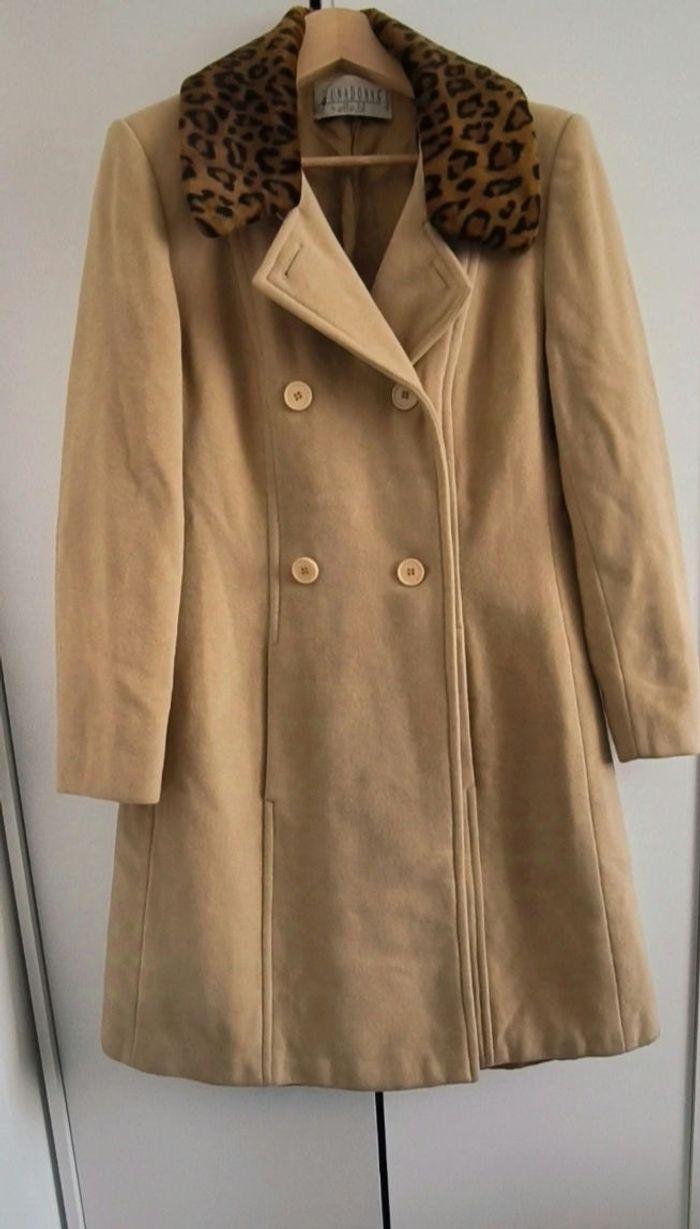 Manteau vintage beige à imprimé léopard  taille 38/40 - photo numéro 1