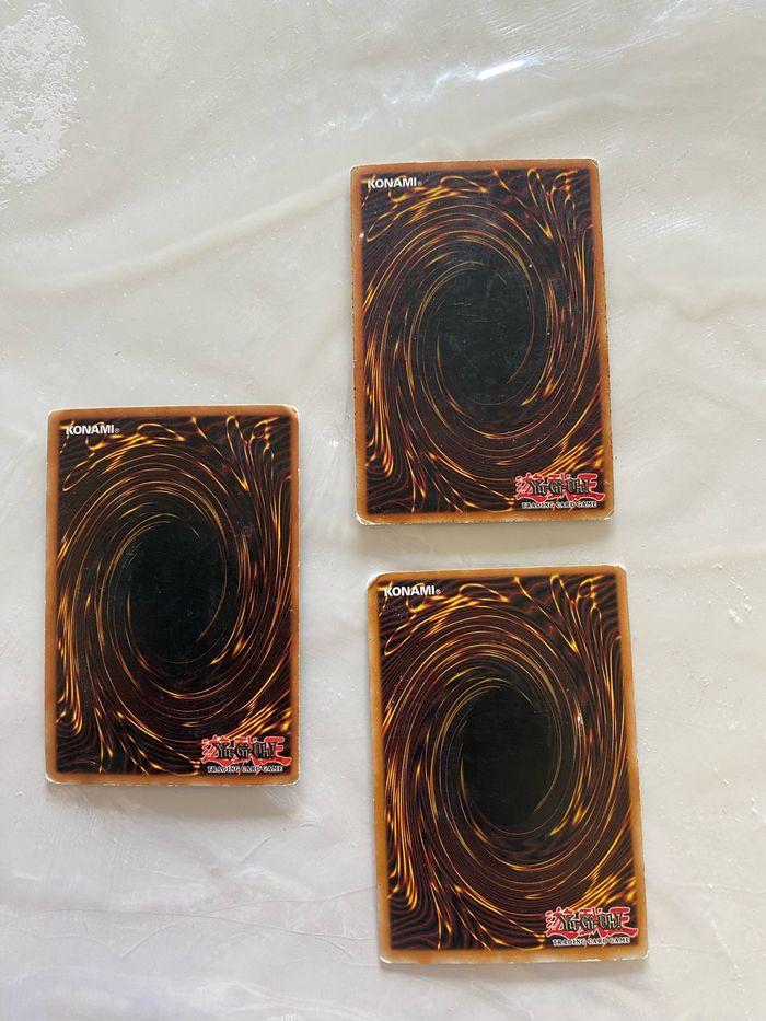 Lot de 3 Cartes Yu-Gi-Oh - photo numéro 2