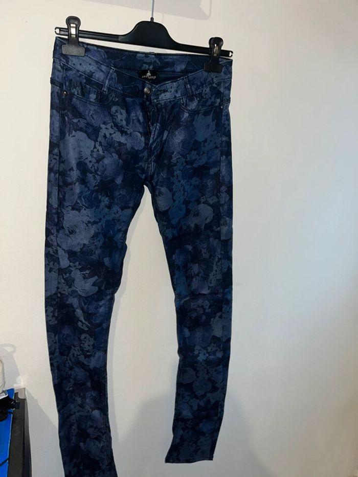 Pantalon à motifs bleu taille 38 - photo numéro 2