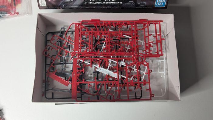 [Bandai] Gunpla Seed Destiny R Astray red frame [Flight Unit] MBF-P02 - photo numéro 5