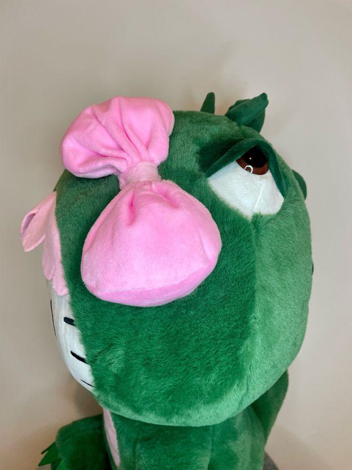 Peluche Sanrio Hello Kitty Dinosaure 🦖 - photo numéro 5