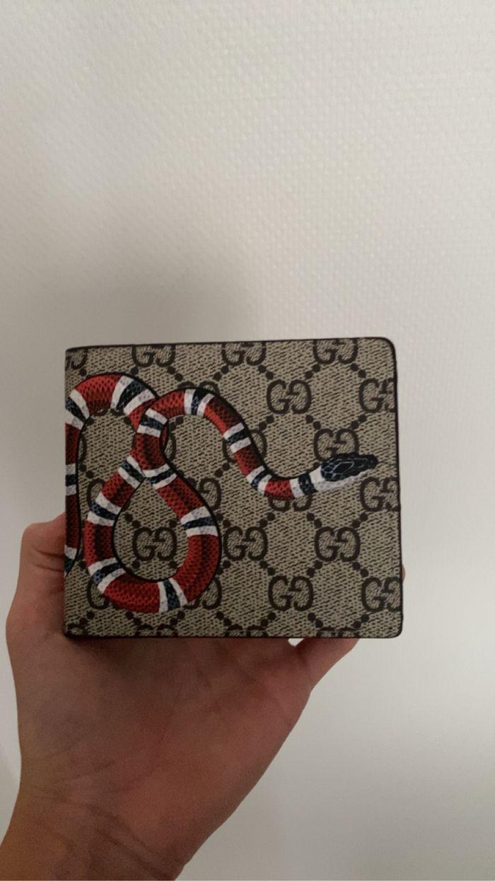 Porte feuille Gucci - photo numéro 1