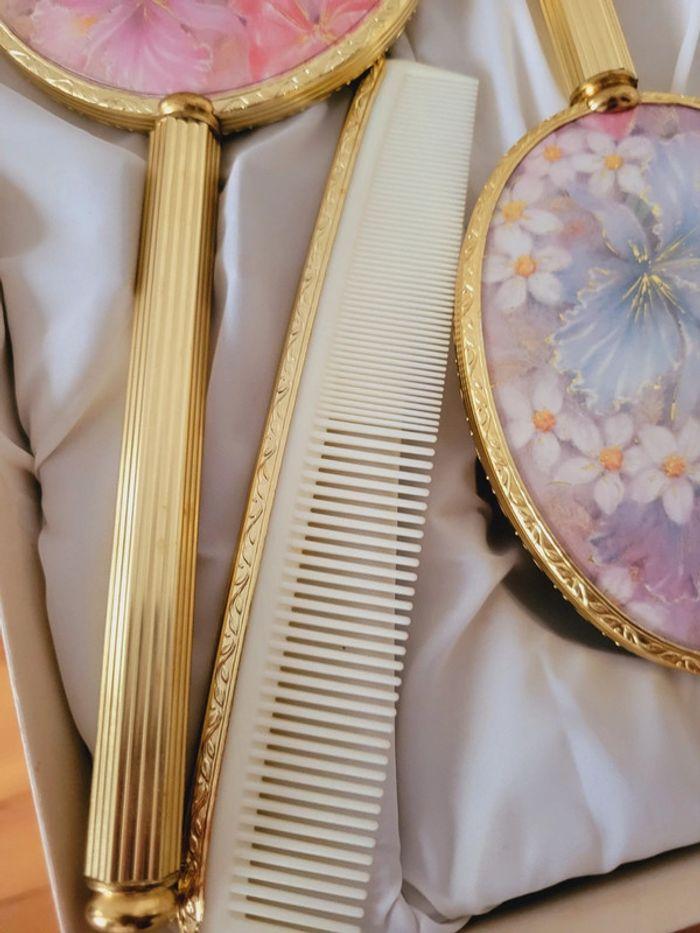 Coffret Accessoires beauté soins vintages brosse à cheveux miroir peigne - photo numéro 8