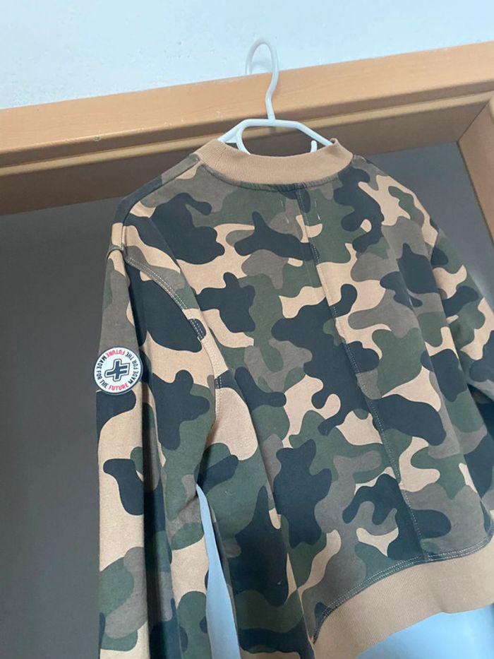 💚 Jolie pull court Camouflage Jennyfer 💚 Très bon état 💚 - photo numéro 4