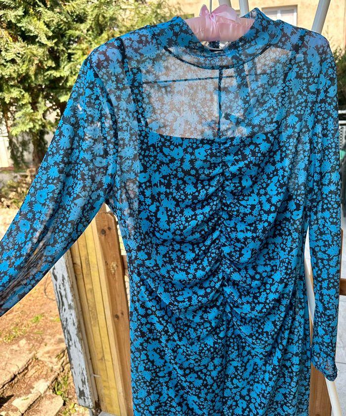 Robe bleue motif liberty - photo numéro 6