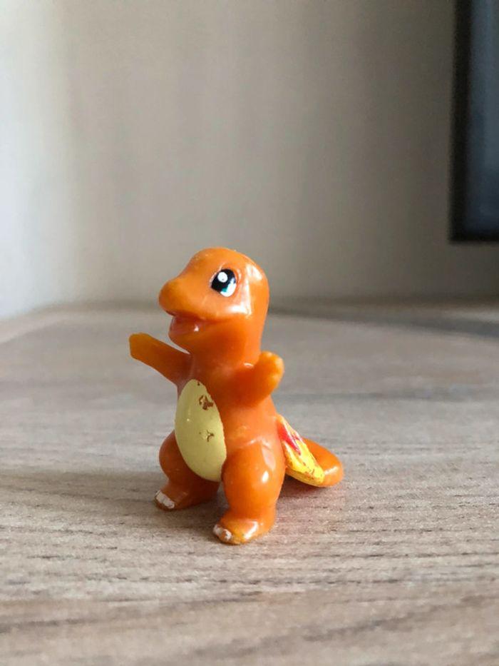 Figurine officielle Nintendo Pokémon salameche 4CM  1995 - photo numéro 2