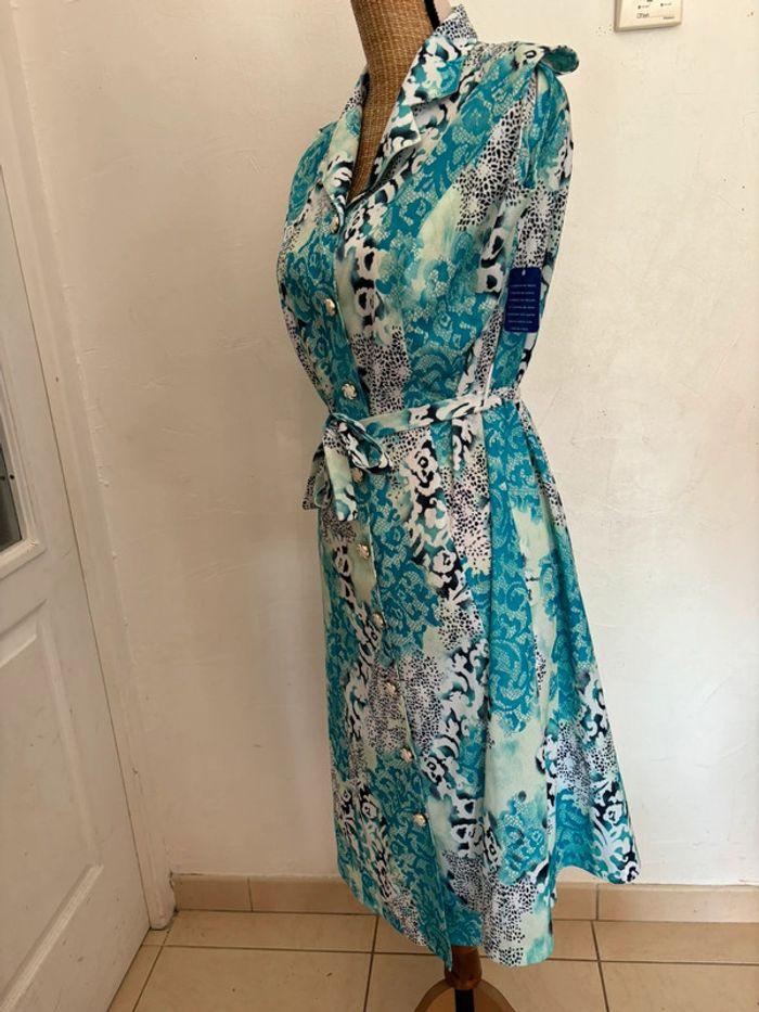 Magnifique robe mi-longue vintage taille 46 neuve - photo numéro 3