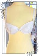 soutien-gorge dentelle Daniel Hechter 85C blanc grisé