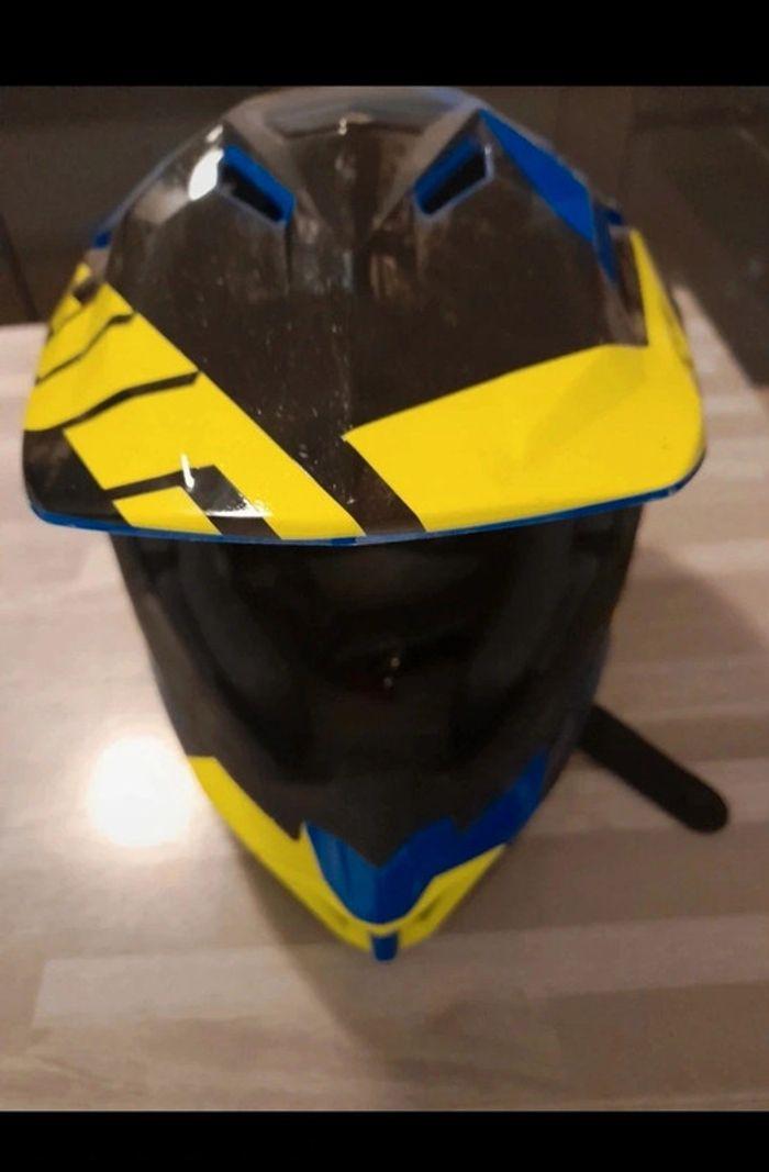 Casque de moto pour enfant - photo numéro 2