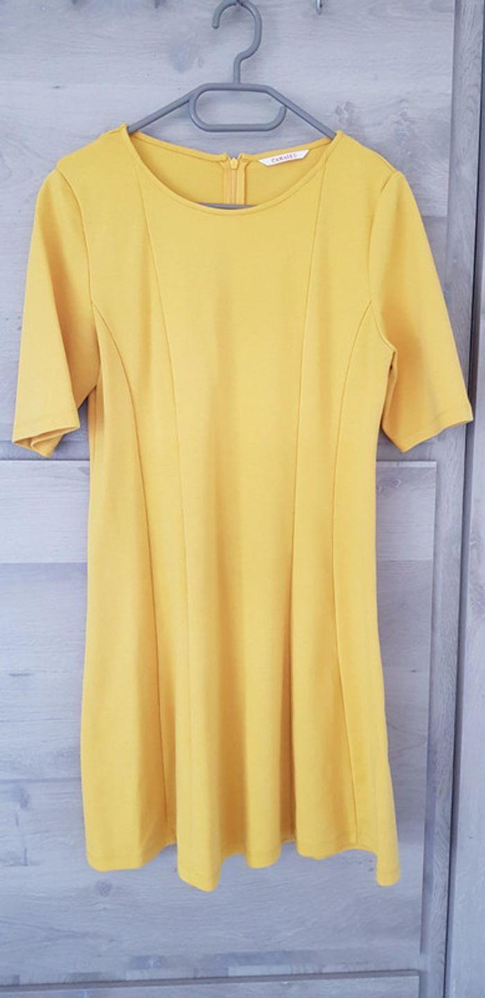 Robe jaune