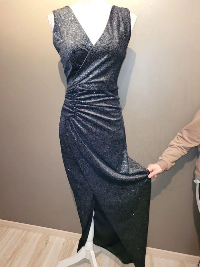 Robe de soirée noire avec strass cœur croisé - photo numéro 1