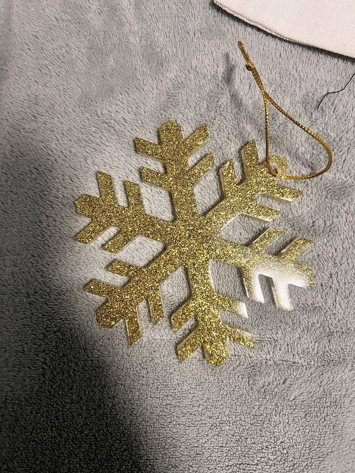 Décoration noël - grand flocon de neige doré - jaune - paillettes - photo numéro 7