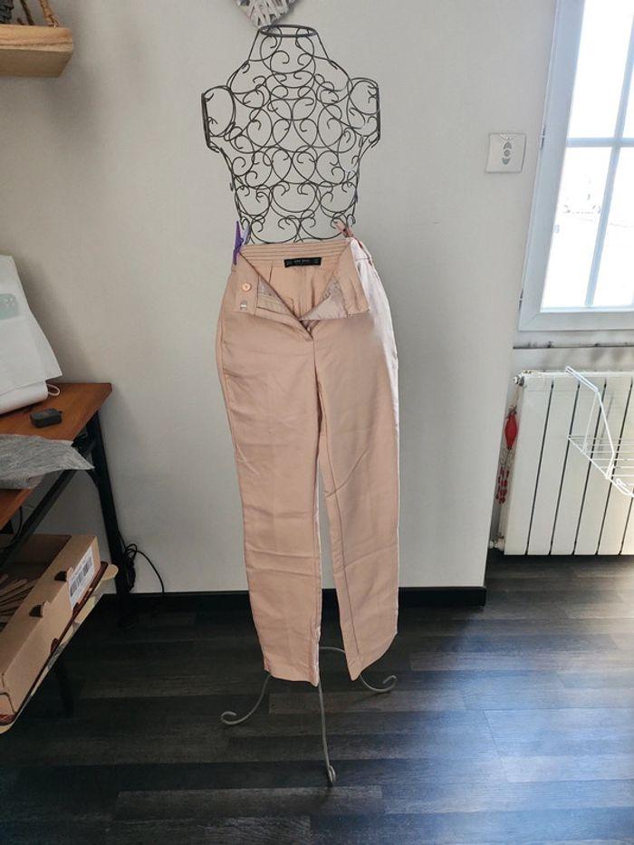 Pantalon rose pâle  Zara - photo numéro 1