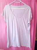 T-shirt mauve taille 48 / 50