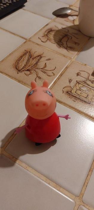 Figurine peppa pig - photo numéro 1