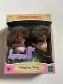 2 figurines Sylvanian Families hérissons