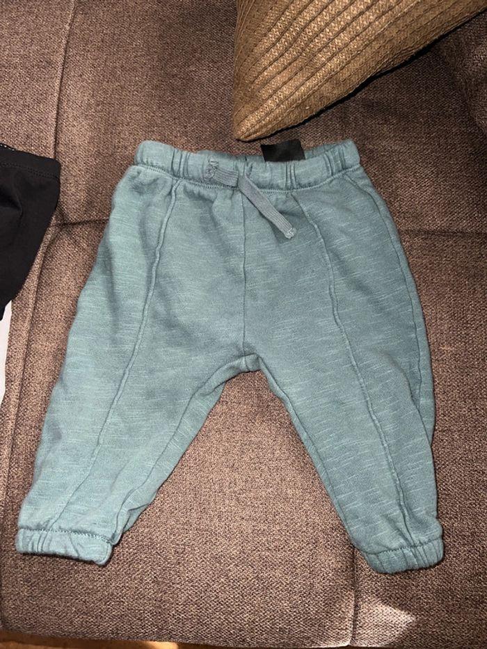 Lot 3 pantalons H&M garcon - photo numéro 6