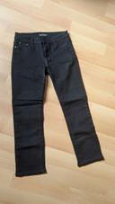 Jean noir droit  taille 40 strass coton élasthanne