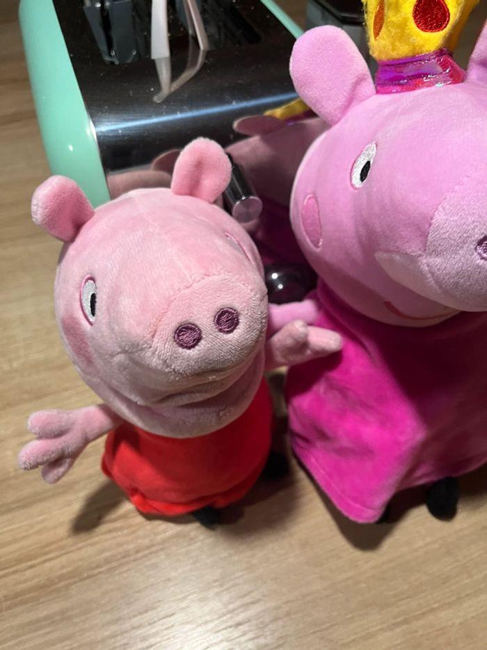 Lot de deux peluches Peppa Pig - photo numéro 3