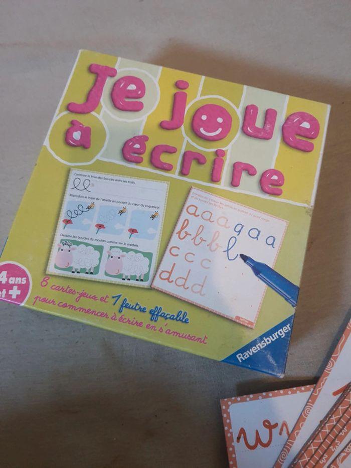 Je joue à écrire - photo numéro 1