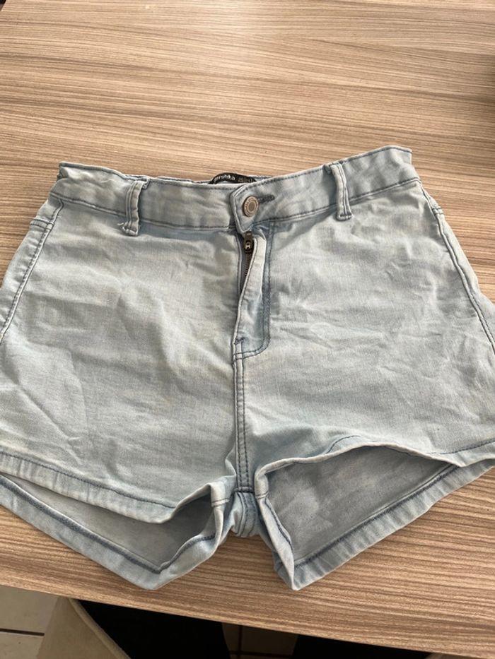 Short en jean bershka - photo numéro 1