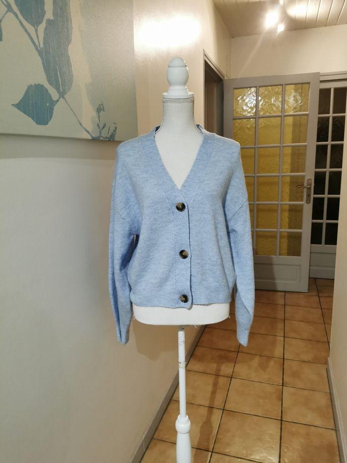 Cardigan neuf oversize H&M taille S laine bleu clair automne hiver - photo numéro 1