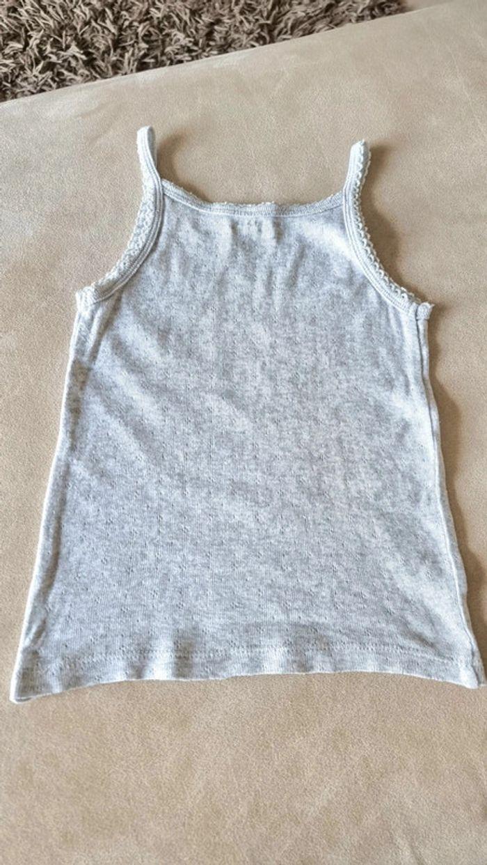 Chemise de corps maille pointel kiabi taille 2-3ans - photo numéro 4