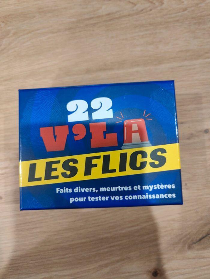 Jeu 22 V'là les flics - photo numéro 1