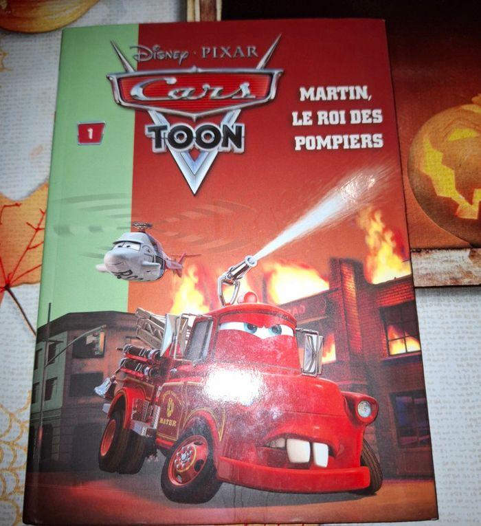 Livre Disney cars toon - photo numéro 1