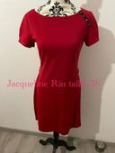 Robe à manches courtes rouge et noir clou argenté épaule Jacqueline Riu taille 38