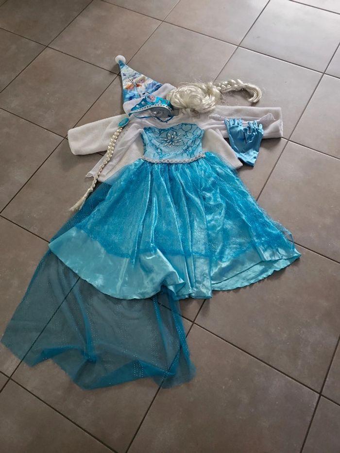 Robe Reine des neiges 8/9 ans - photo numéro 2