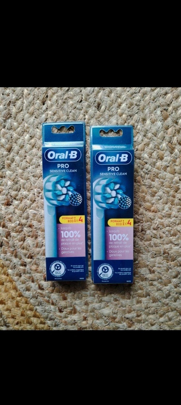 Lot de 8 brossettes oral b pro sensitive