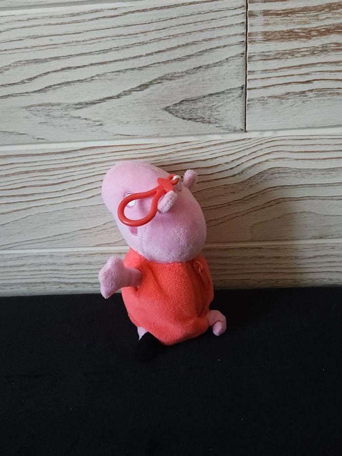 🌷Peluche peppa pig🌷 - photo numéro 3