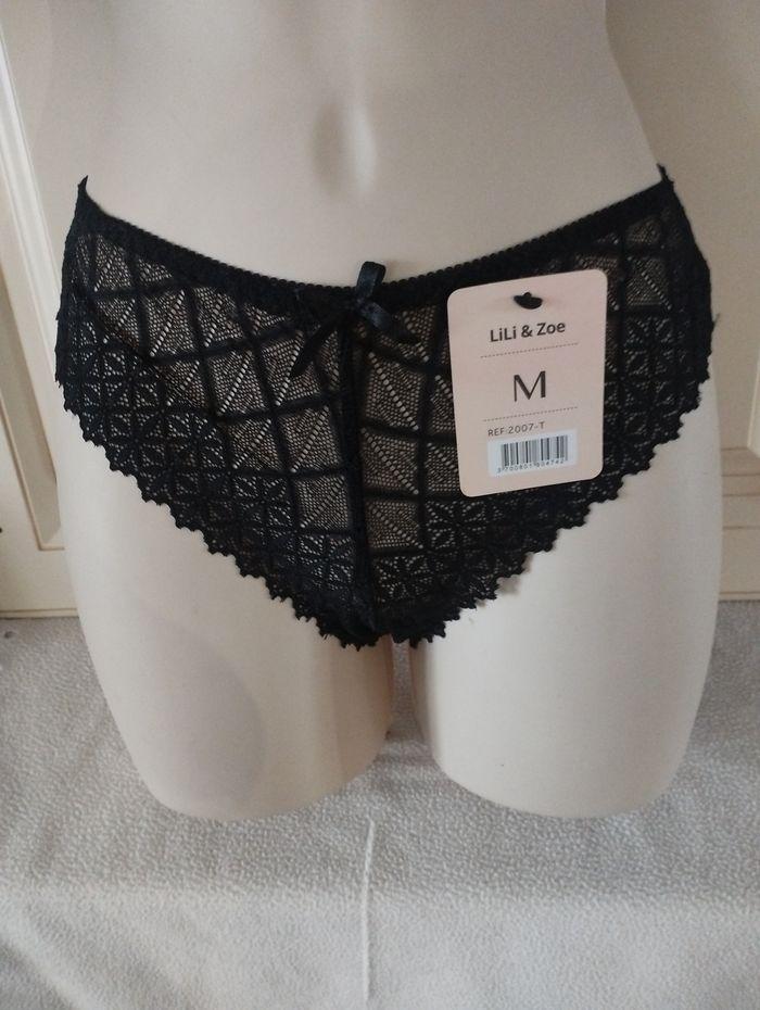 Ensemble de lingerie neuf sans armatures taille S pour le haut et M pour le bas - photo numéro 3