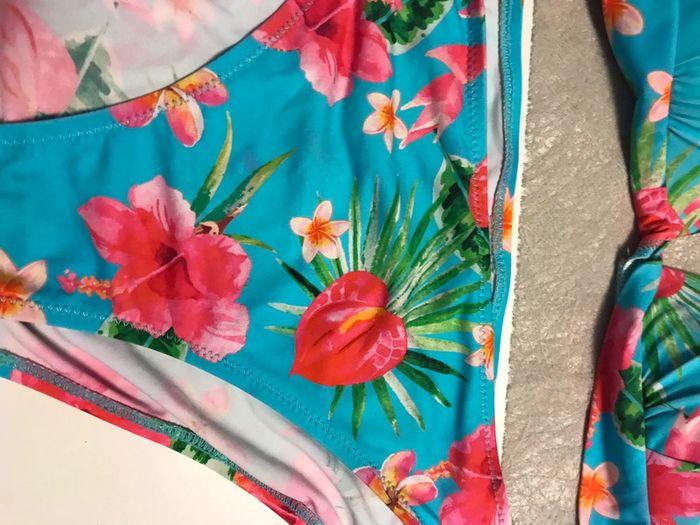 Maillot de bain 2 pièces à fleurs - photo numéro 4