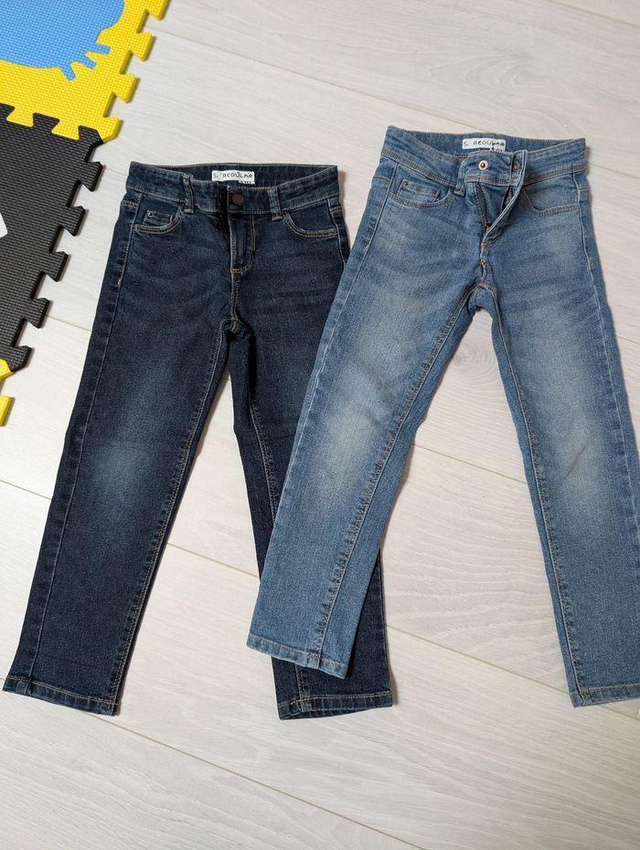 Lot de 2 jeans fille 5 ans très bon état - photo numéro 1