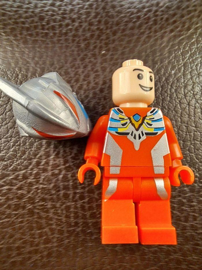 Figurine Lego compatible Ultraman - photo numéro 3