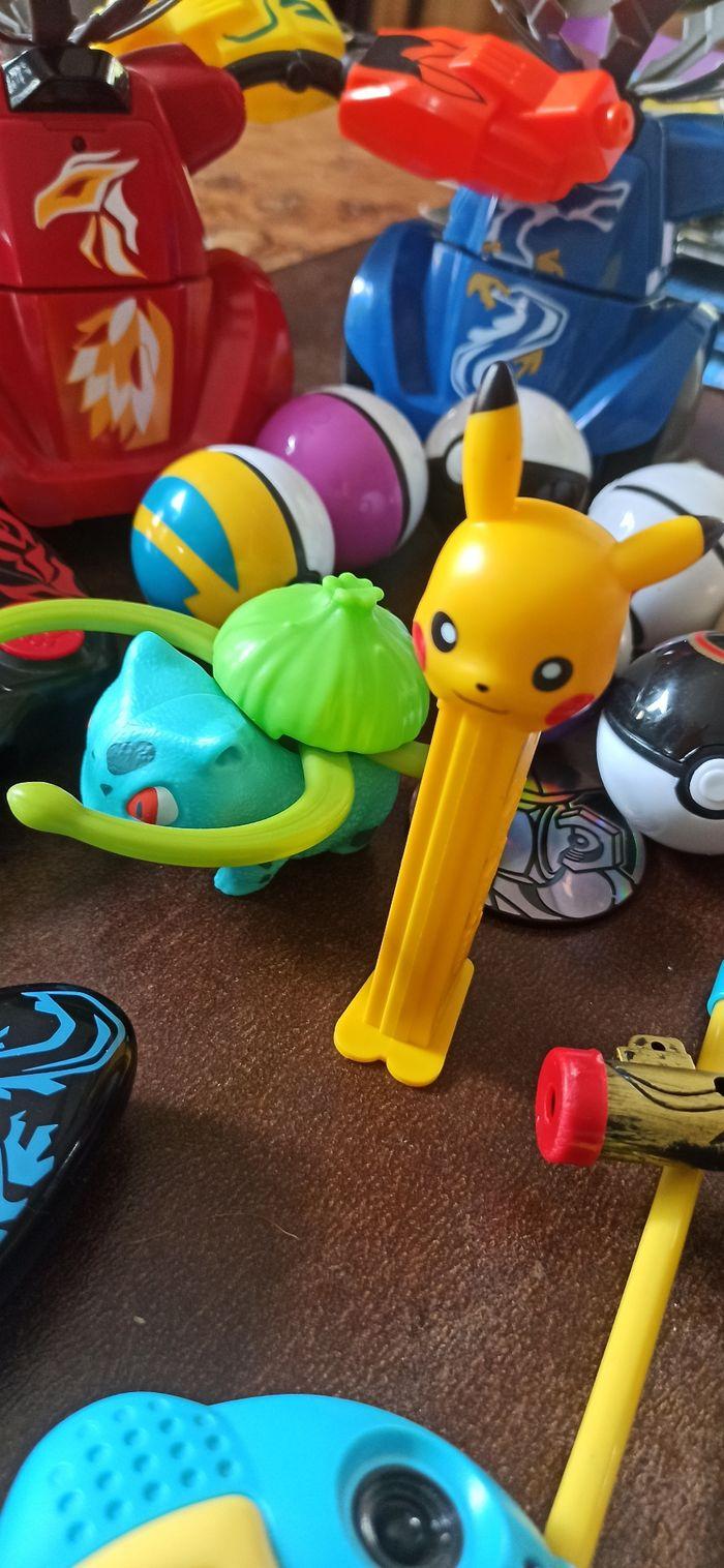 Lot de jouets robots combat talkie-walkie pokémon - photo numéro 9