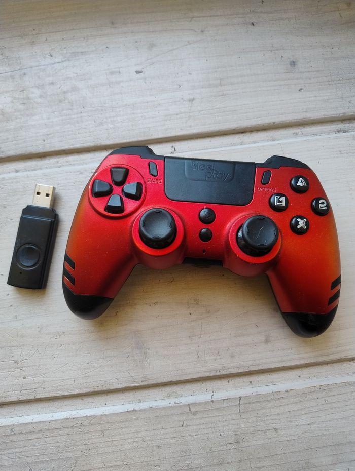 Manette ps4 - photo numéro 1