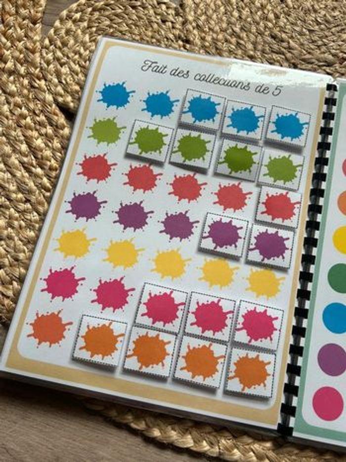 Livret d’activités des couleurs Montessori avec pièces à scratch - photo numéro 10