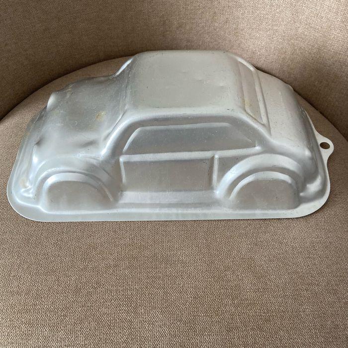 Moule à gâteau voiture - photo numéro 1