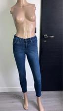 Jeans jennyfer taille 34 en très bon état