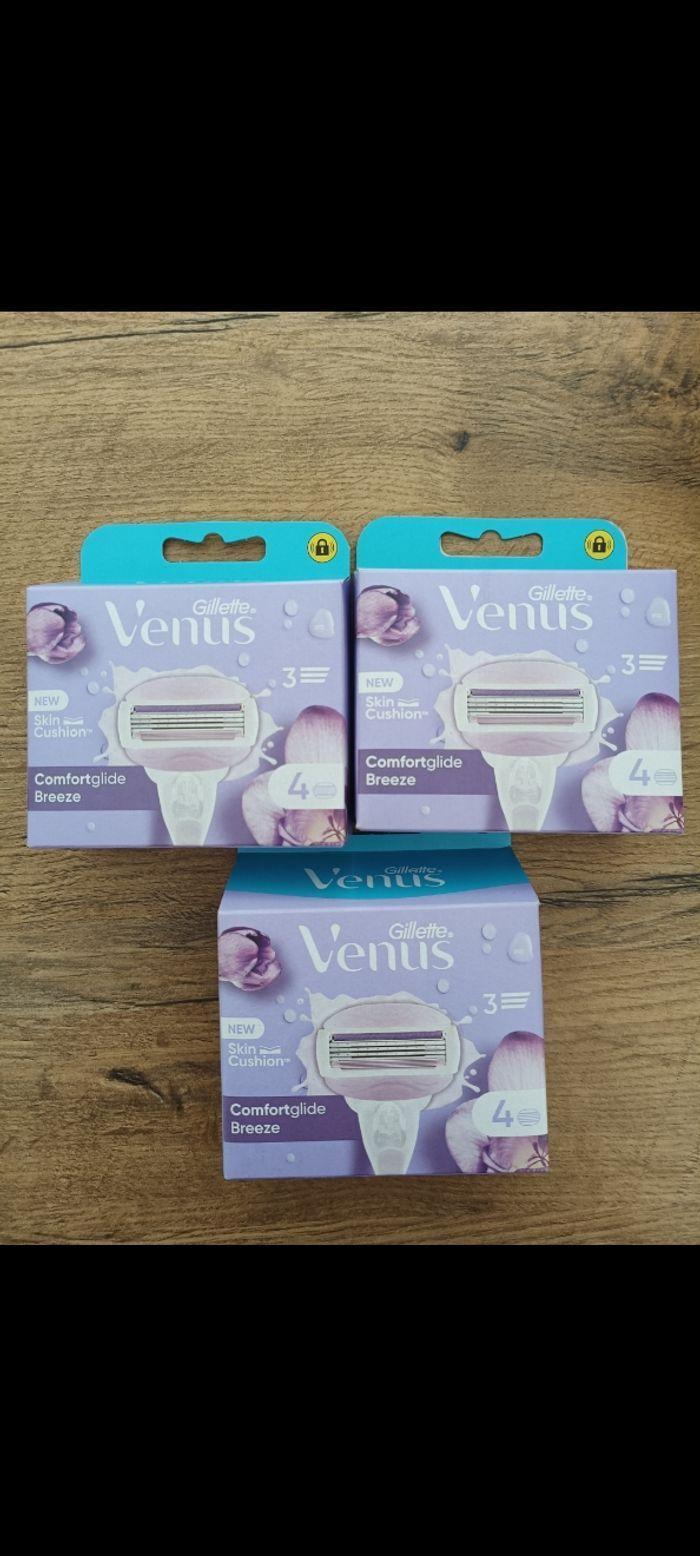 12 lames rasoir Gillette venus