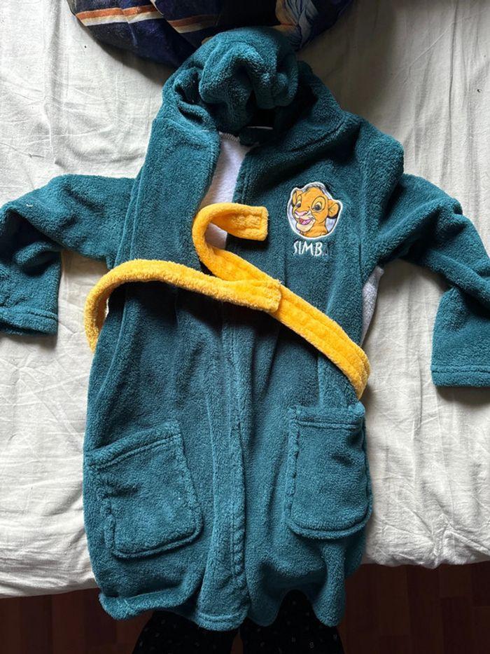 Robe de chambre simba 6 ans - photo numéro 1